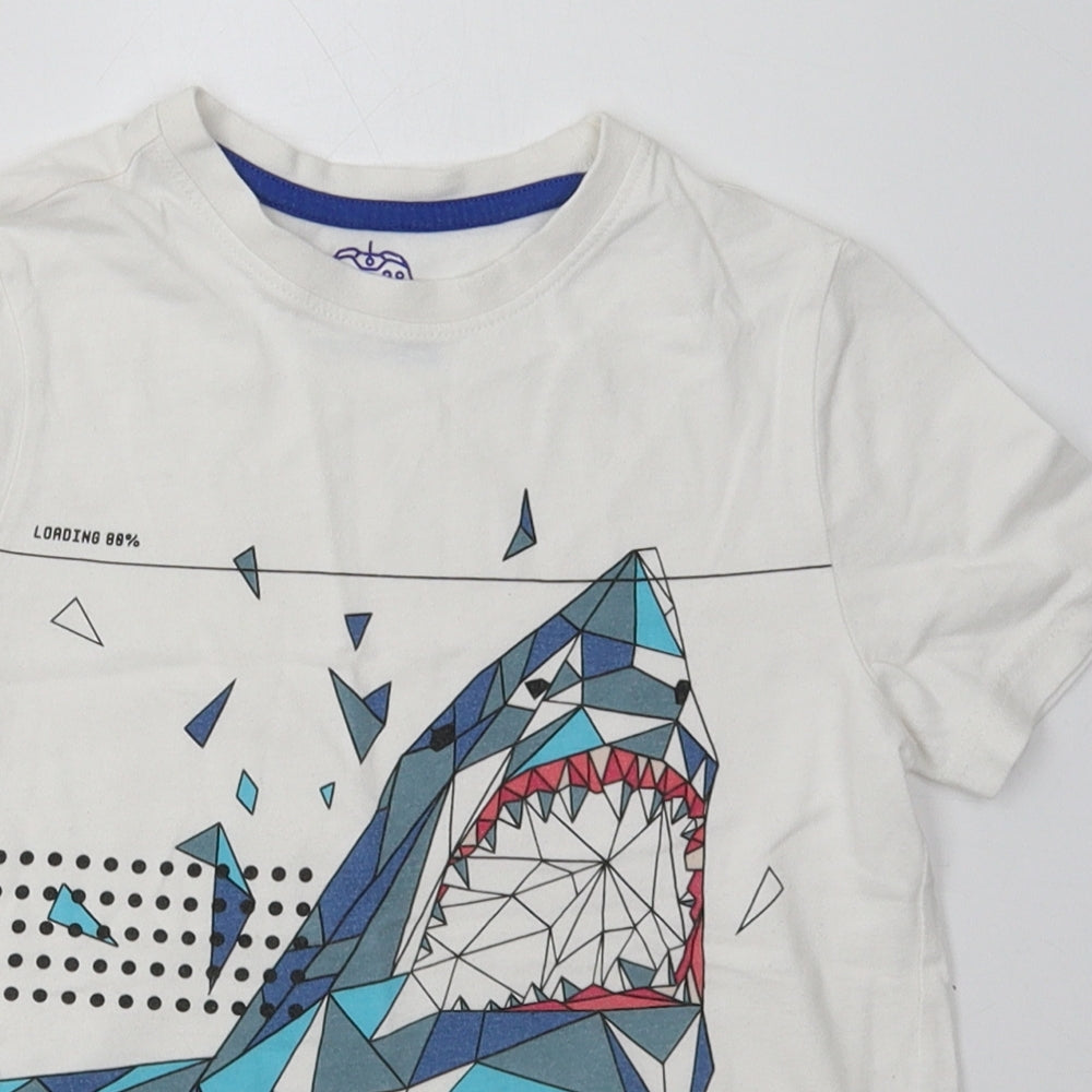 F&F Boys White Geometric Cotton Basic T-Shirt Size 5-6 Years Crew Neck Pullover - Shark Print