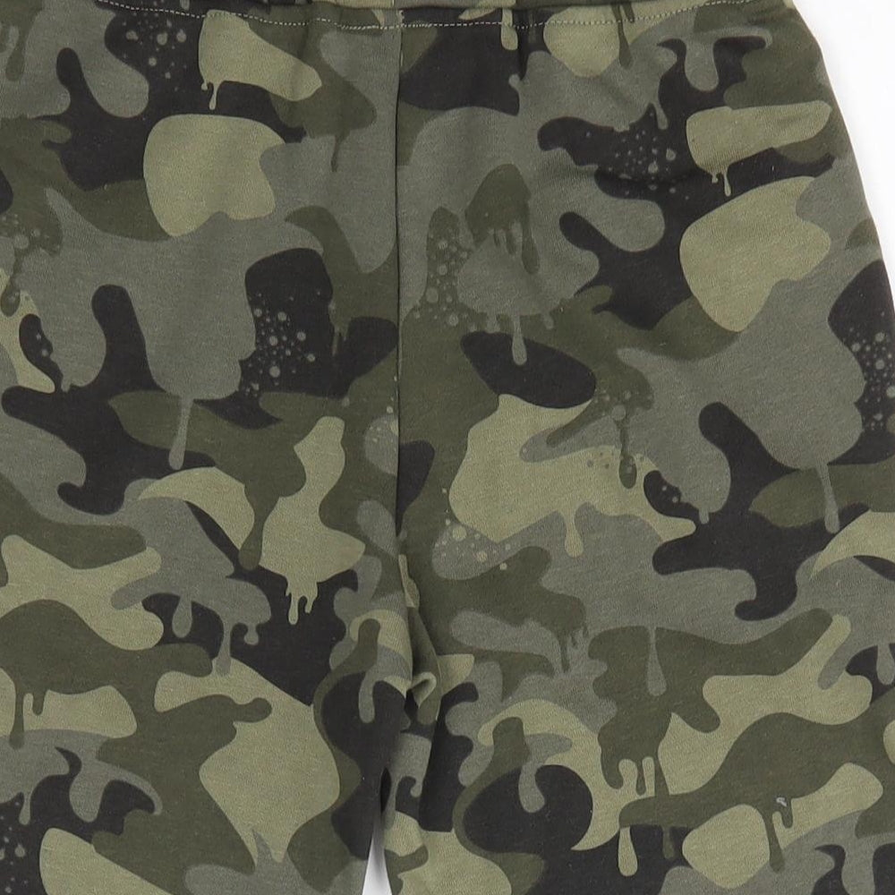 Primark Boys Green Camouflage Cotton Sweat Shorts Size 11-12 Years  Regular