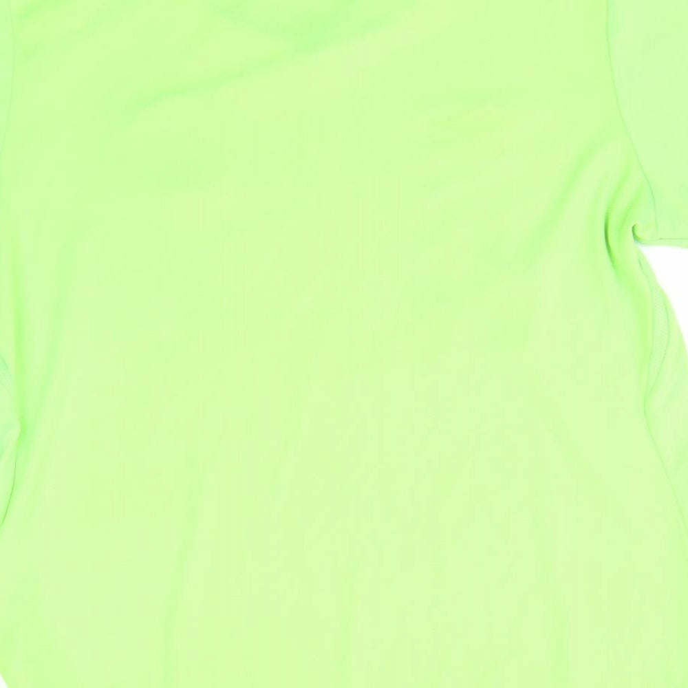 Umbro Boys Yellow  Polyester Basic T-Shirt Size 12 Years V-Neck  - Gazprom Hi Vis