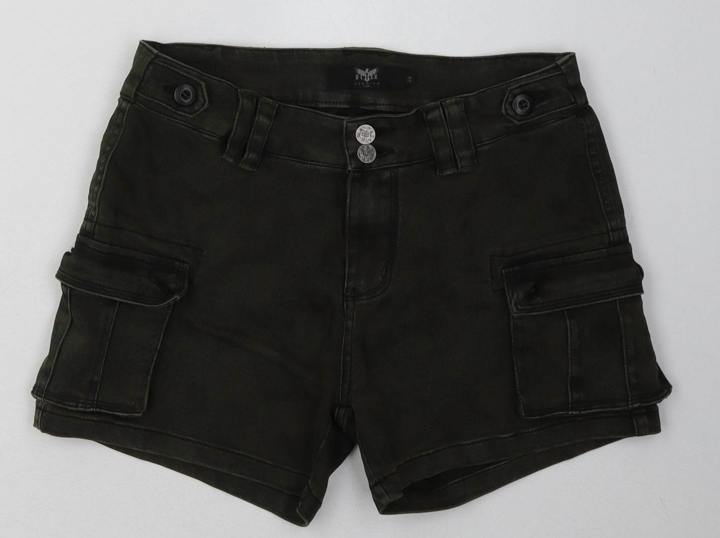 Black Premium Womens Green Camouflage Cotton Cargo Shorts Size 29 in L6 in Regular Button