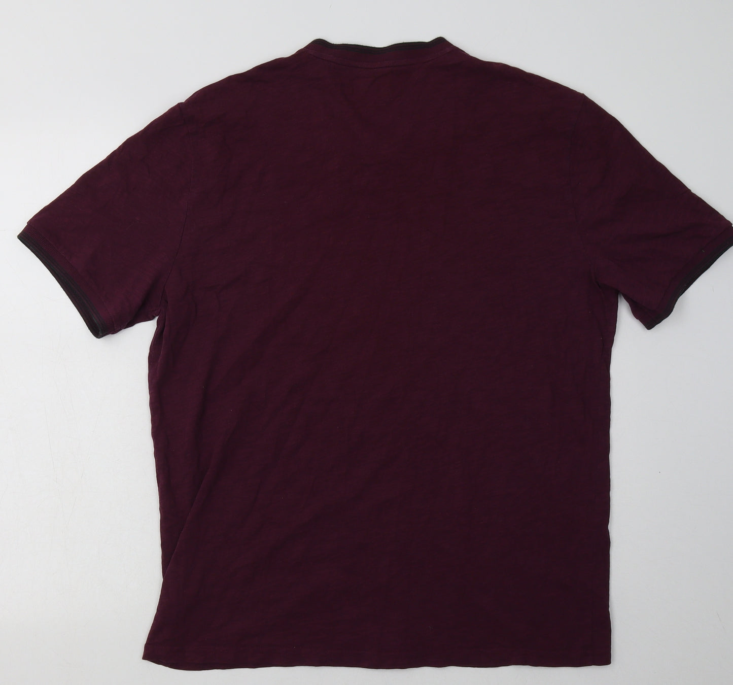 Saks Fifth Avenue Mens Purple  Cotton  T-Shirt Size L V-Neck