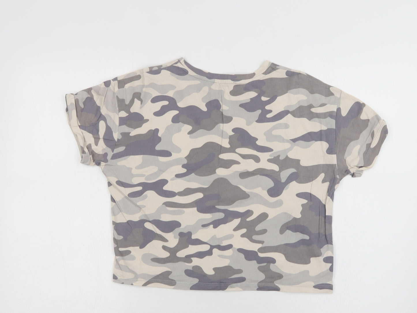 New Look Girls Grey Camouflage Cotton Cropped T-Shirt Size 14-15 Years Crew Neck