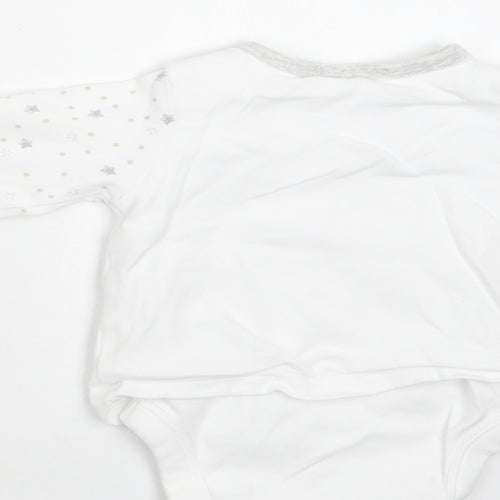 M & Co Baby White Geometric Cotton Romper One-Piece Size 6-9 Months  Snap - Star Print