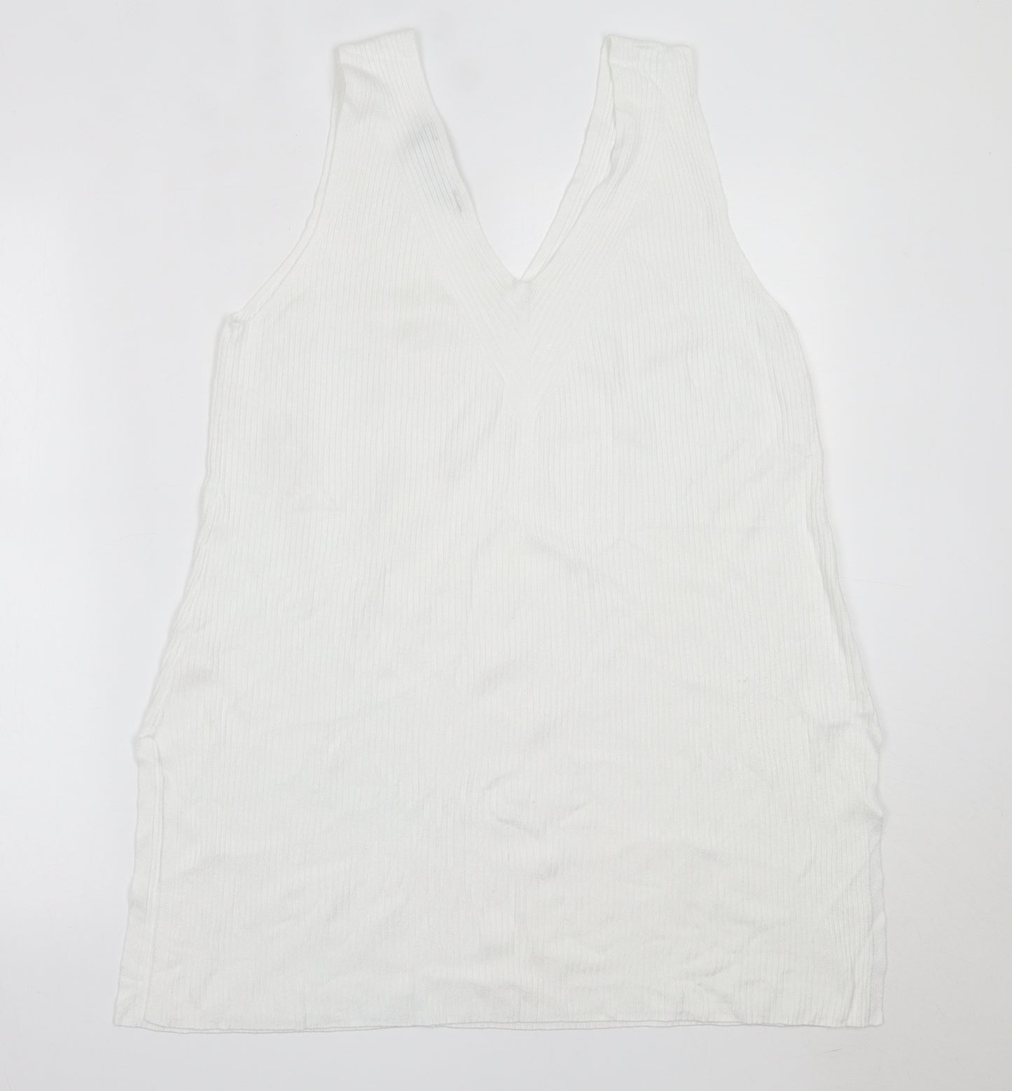 F&F Womens White  Viscose Basic Tank Size 18 V-Neck