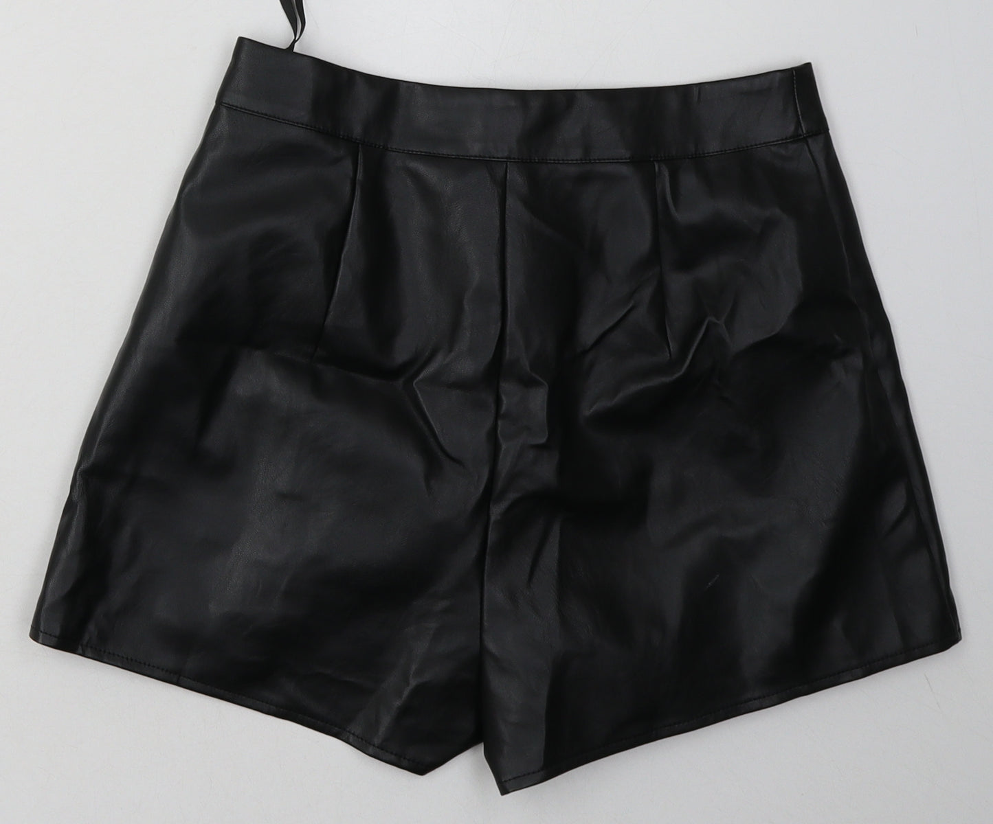 Missguided Womens Black  Polyurethane Bermuda Shorts Size 10 L4 in Regular Button