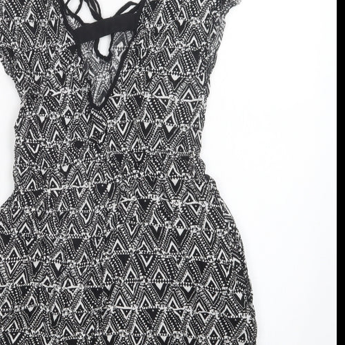 Stradivarius Womens Black Geometric Viscose Fit & Flare  Size M  Scoop Neck  - Beach Cover Up