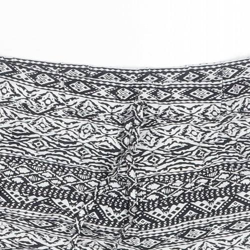 Papaya Womens Black Geometric Viscose Mom Shorts Size 10 L3 in Regular Drawstring