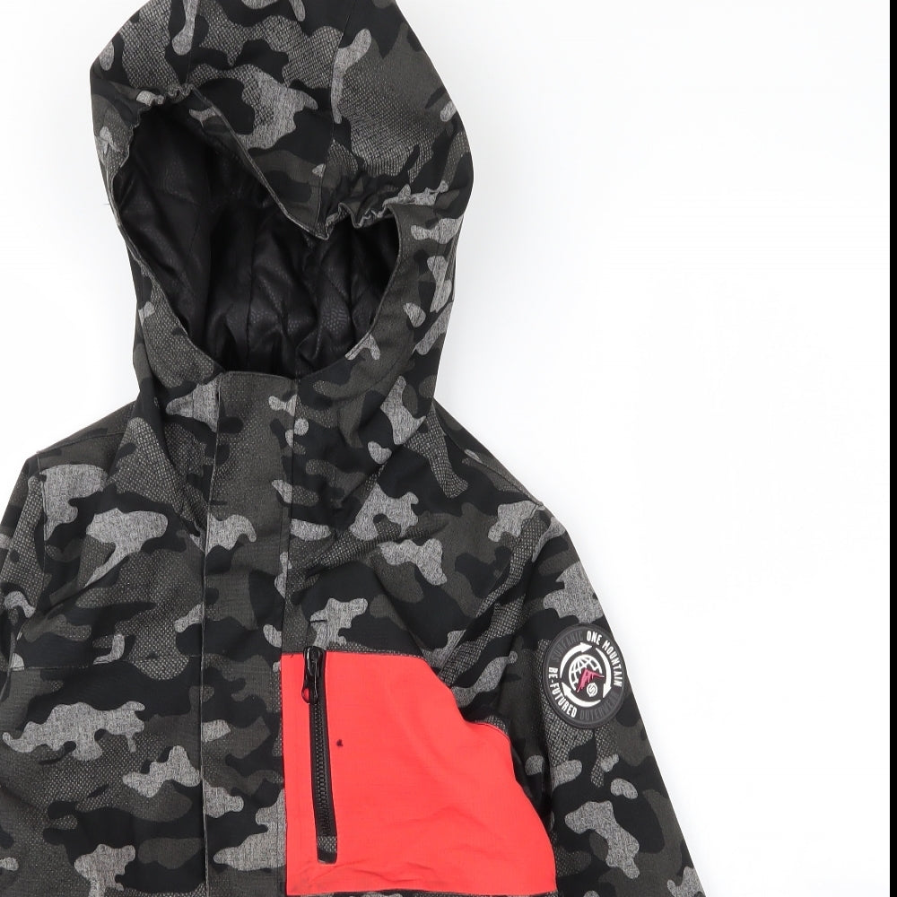 Surfanic Boys Grey Camouflage  Parka Coat Size 8 Years  Zip