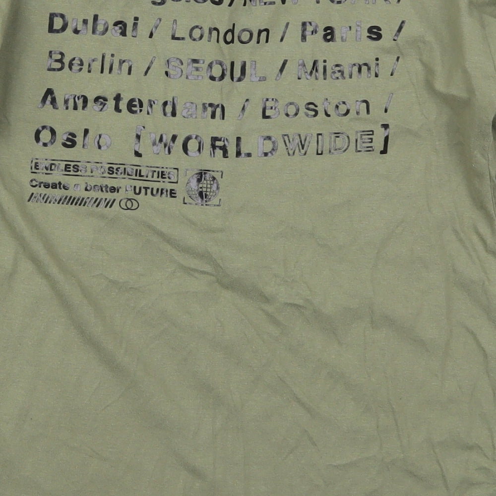 Primark Boys Green  Cotton Basic T-Shirt Size 10-11 Years Crew Neck Pullover - Worldwide