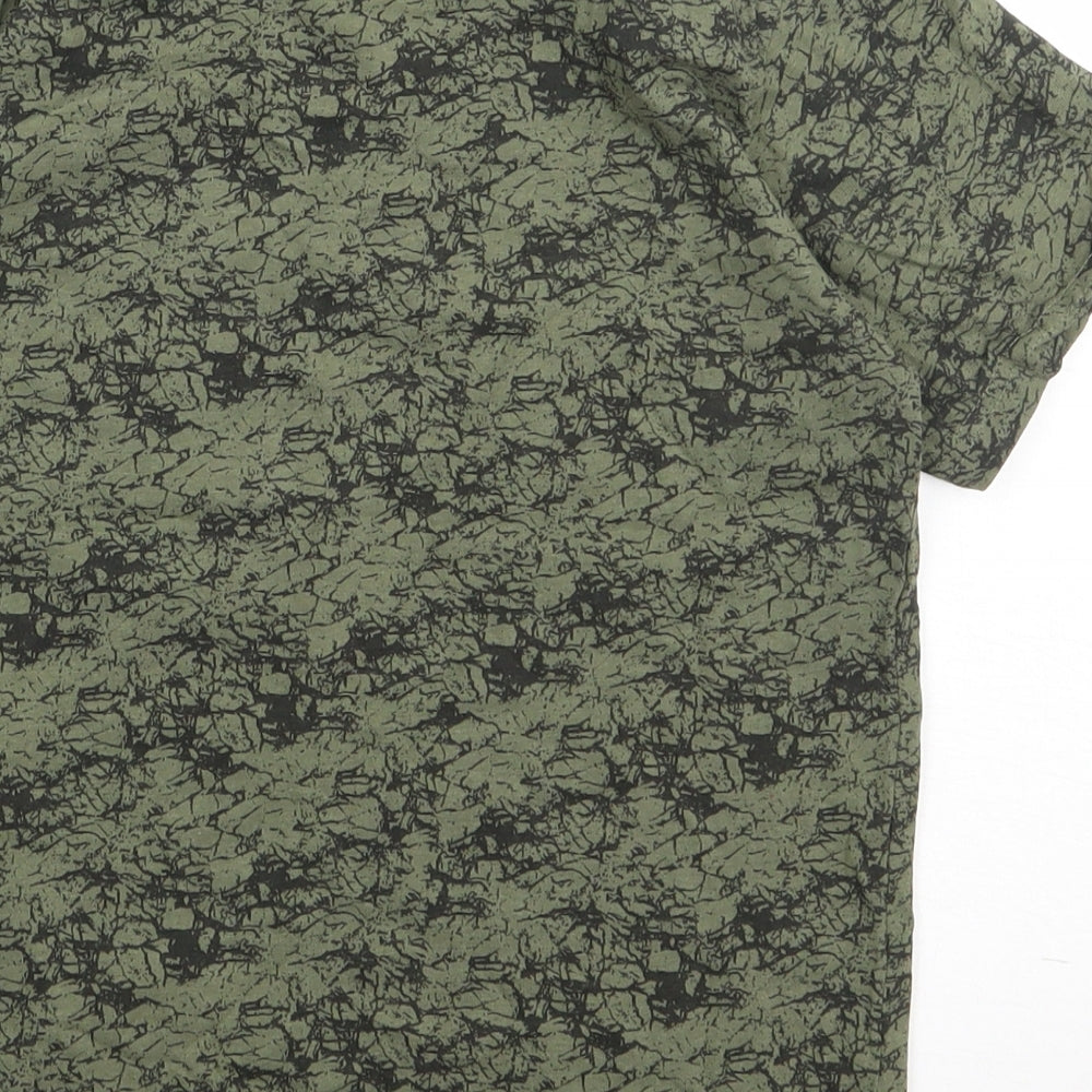 Primark Boys Green Geometric Cotton Basic T-Shirt Size 8-9 Years Crew Neck Pullover