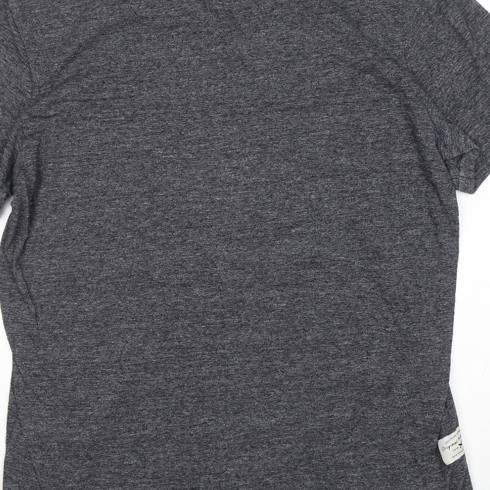 Hering  Mens Grey    T-Shirt Size XL Round Neck