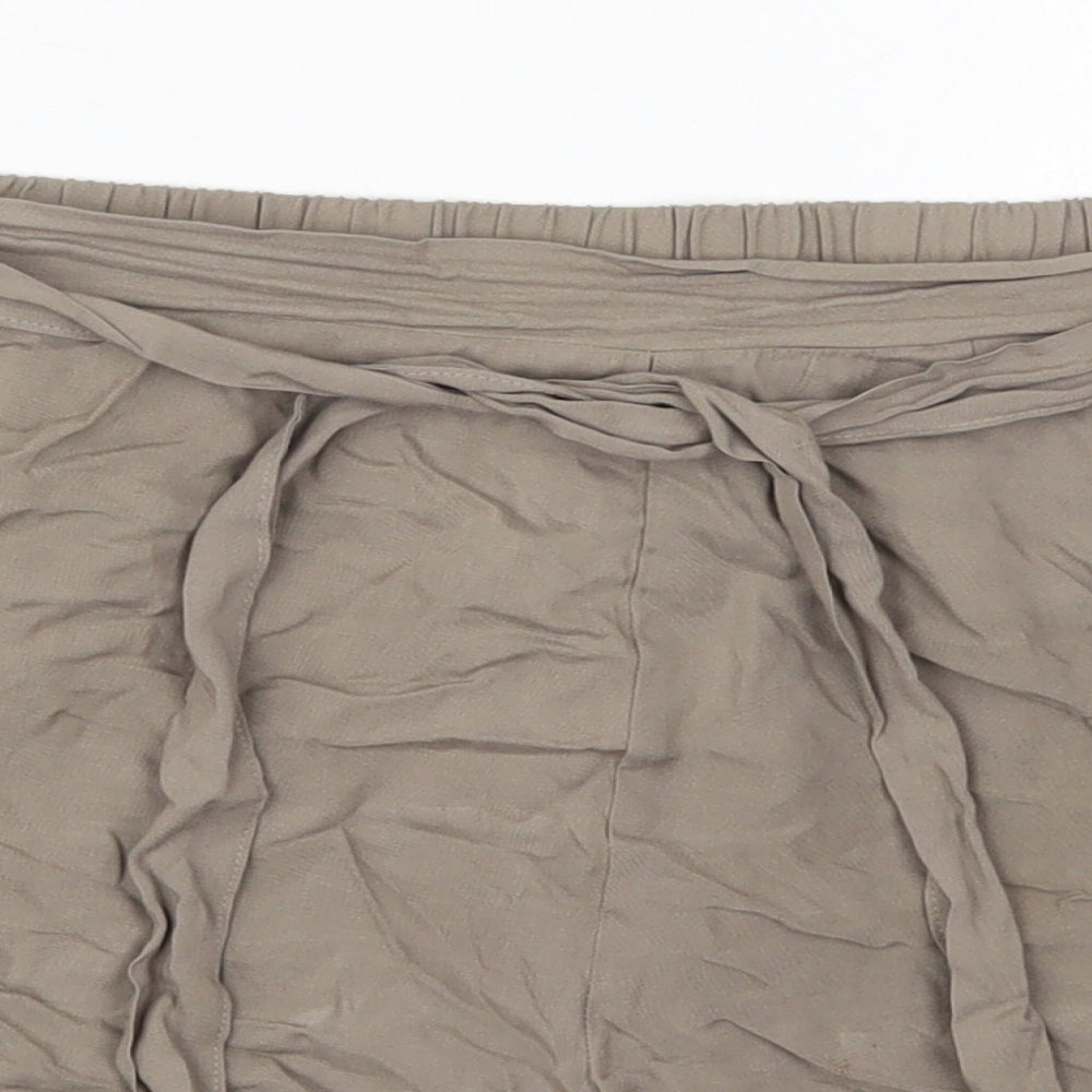 Primark Womens Brown  Viscose Mom Shorts Size 14  Regular