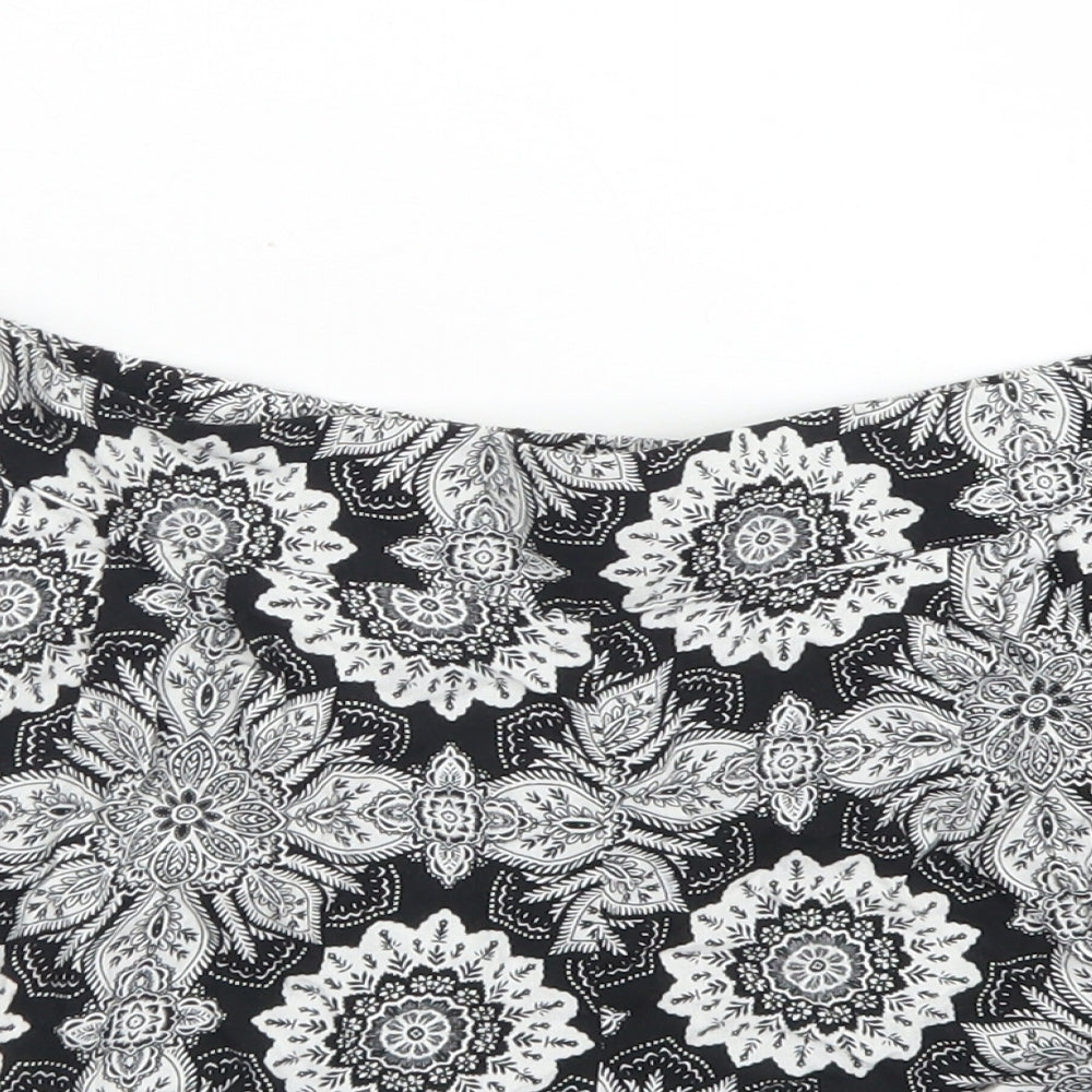 Peacocks Womens Black Floral Viscose Mom Shorts Size 14  Regular