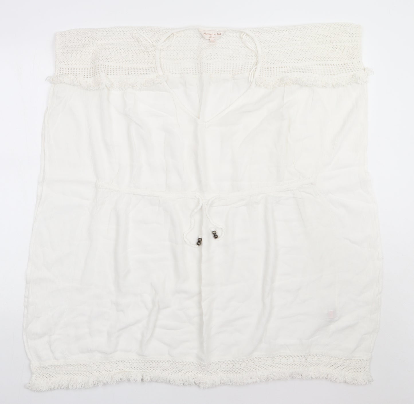 F&F Womens White  Viscose Basic T-Shirt Size XS Crew Neck - cover up