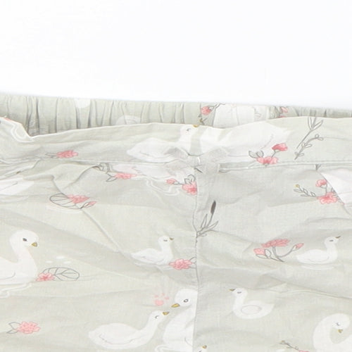 H&M Girls Green Geometric Cotton Sweat Shorts Size 4 Years  Regular  - Swans