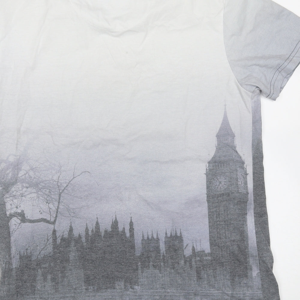 Firetrap Mens Grey  Cotton Blend  T-Shirt Size M Round Neck