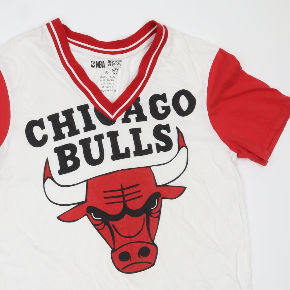 Chicago Bulls Womens White  Cotton Basic T-Shirt Size 18 V-Neck