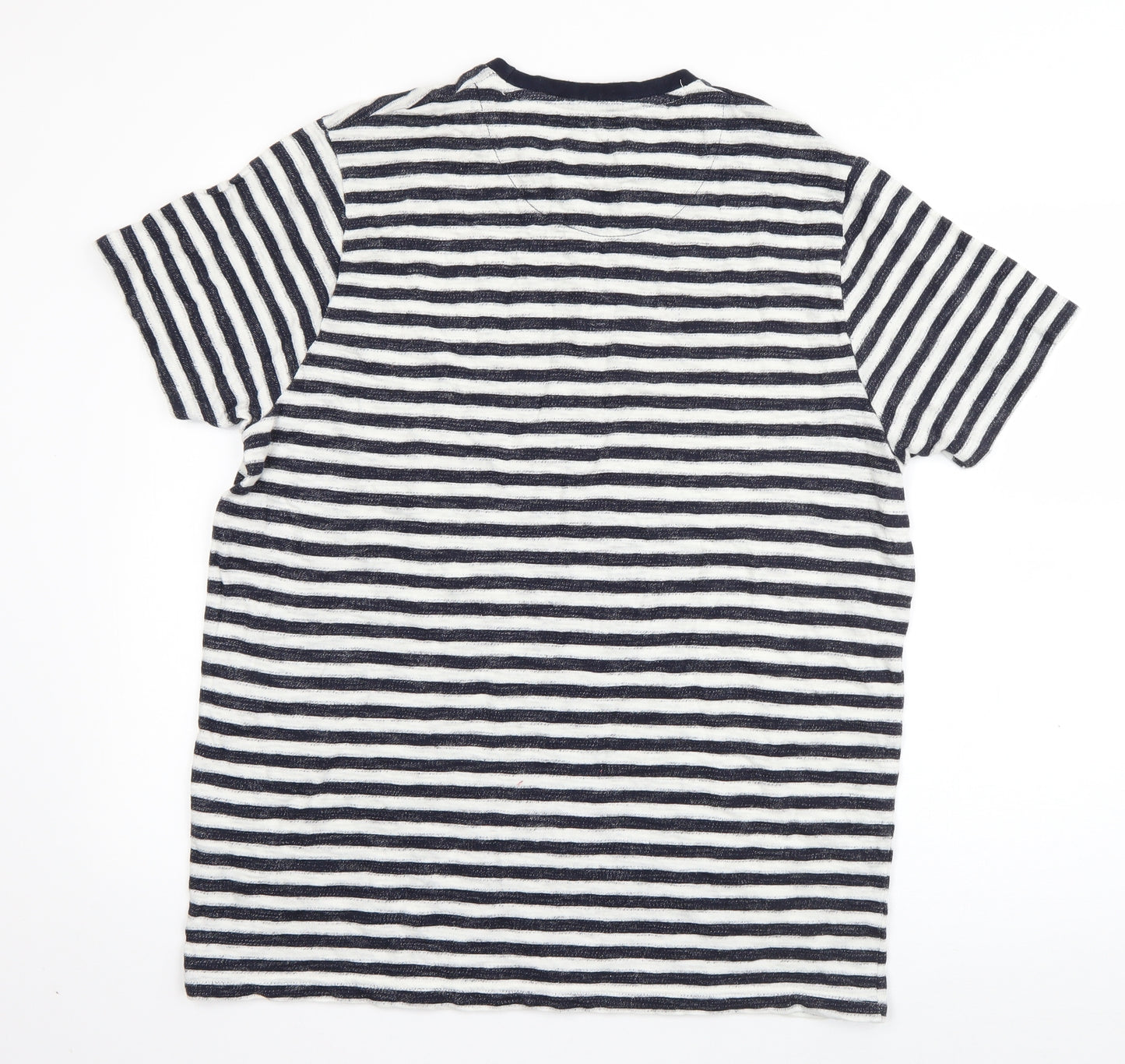 Nutmeg Mens Blue Striped Cotton  T-Shirt Size L Round Neck