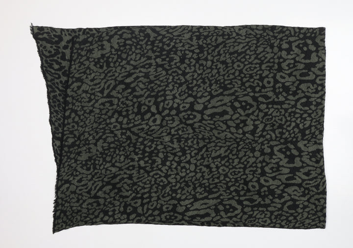 Preworn Womens Green Animal Print Shawl/Wrap