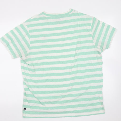 Green Coast Mens Green Striped Cotton Blend  T-Shirt  Round Neck