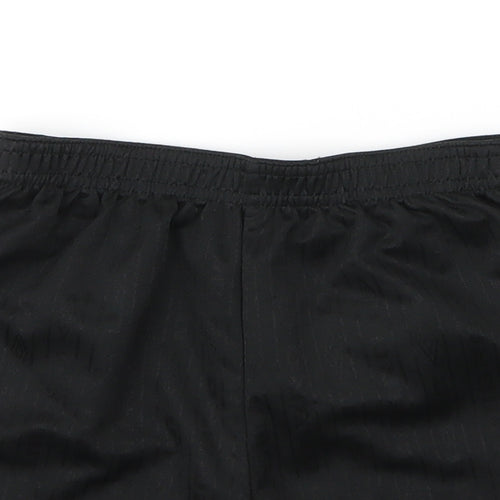 Umbro Boys Black  Polyester Sweat Shorts Size 5 Years  Regular
