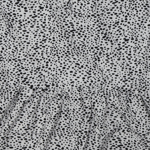 SheIn Womens White Animal Print Polyester Basic Blouse Size XS Crew Neck