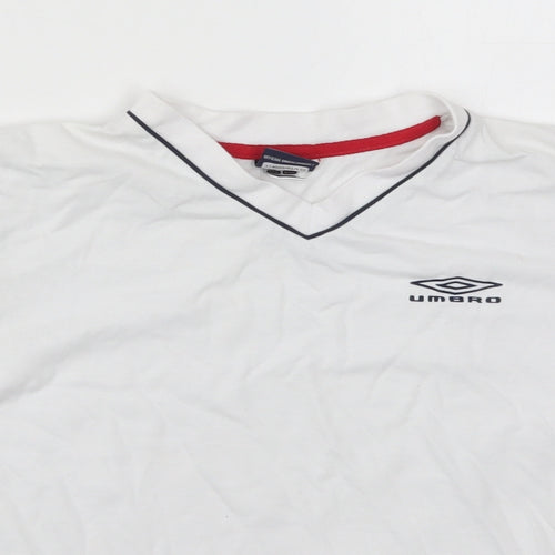 Umbro Boys White  Polyester Basic T-Shirt Size 5-6 Years V-Neck Pullover