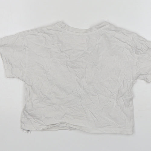 Primark Girls White  Cotton Cropped T-Shirt Size 5-6 Years Round Neck