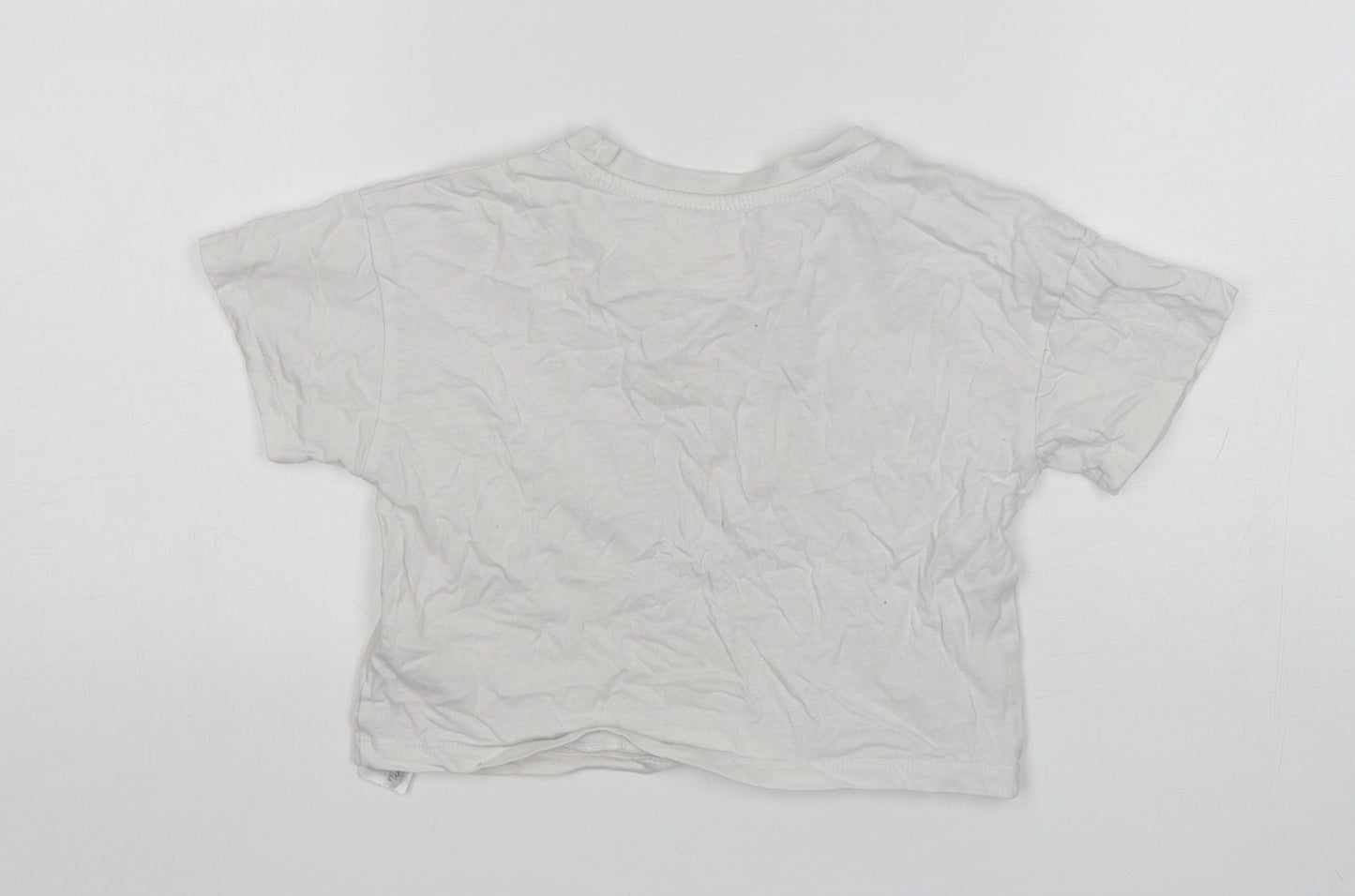 Primark Girls White  Cotton Cropped T-Shirt Size 5-6 Years Round Neck