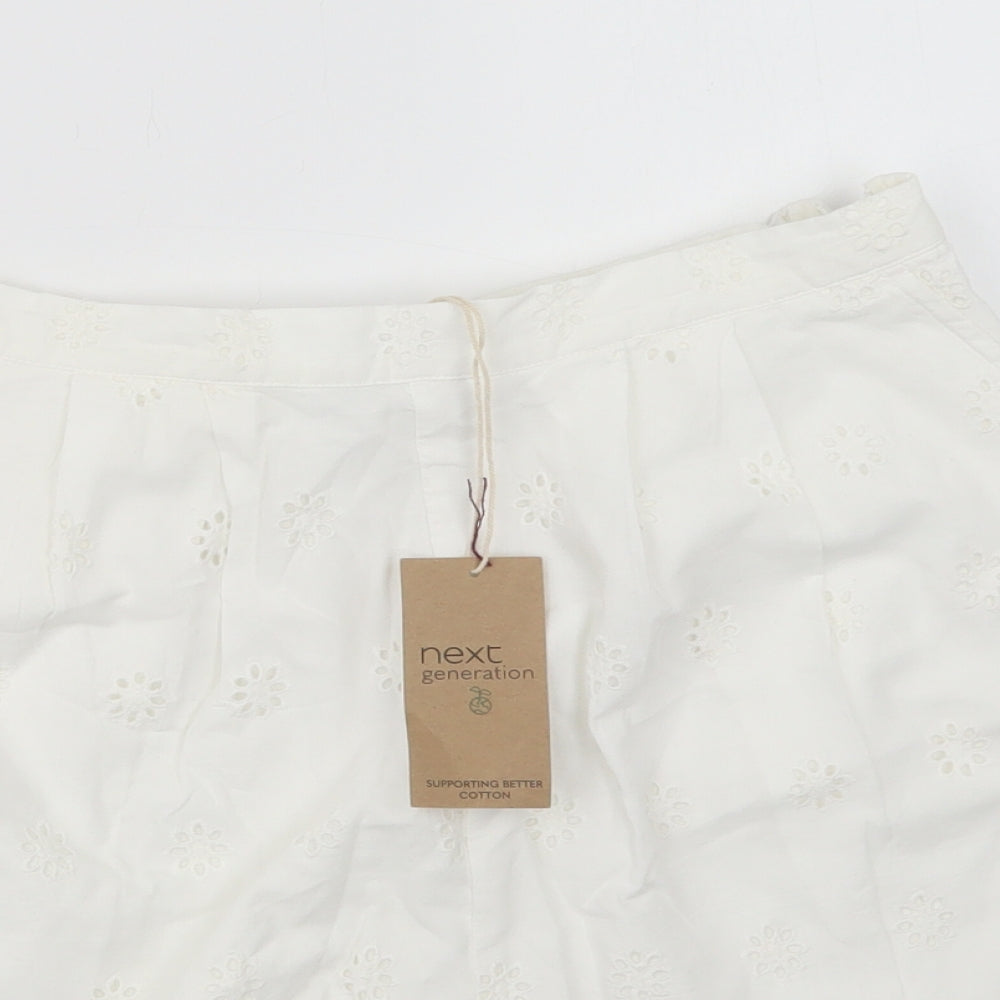 NEXT Womens White  Cotton Chino Shorts Size 10 L4 in Regular Zip