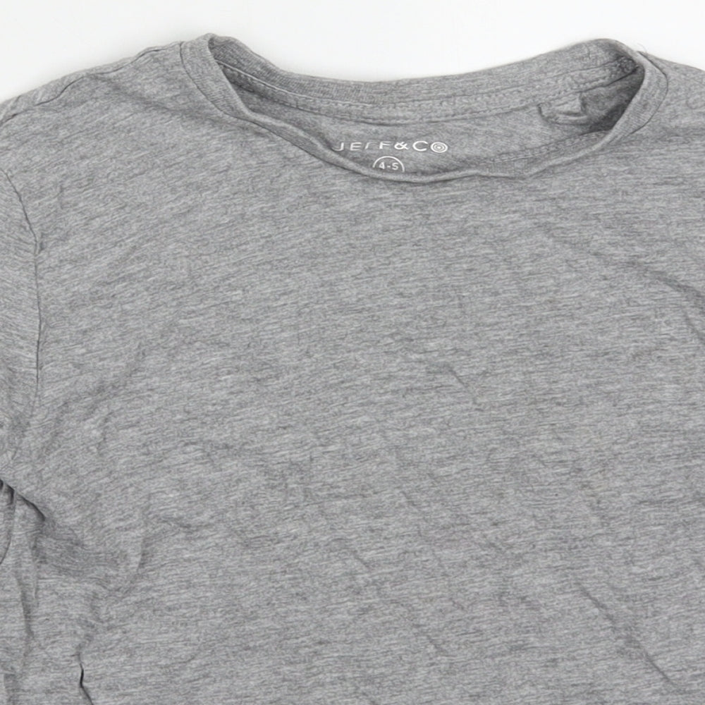 Jeff&Co Boys Grey  Cotton Basic T-Shirt Size 4-5 Years Crew Neck Pullover