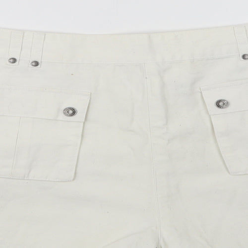 F&F Womens White  Cotton Chino Shorts Size 18 L4 in Regular Snap