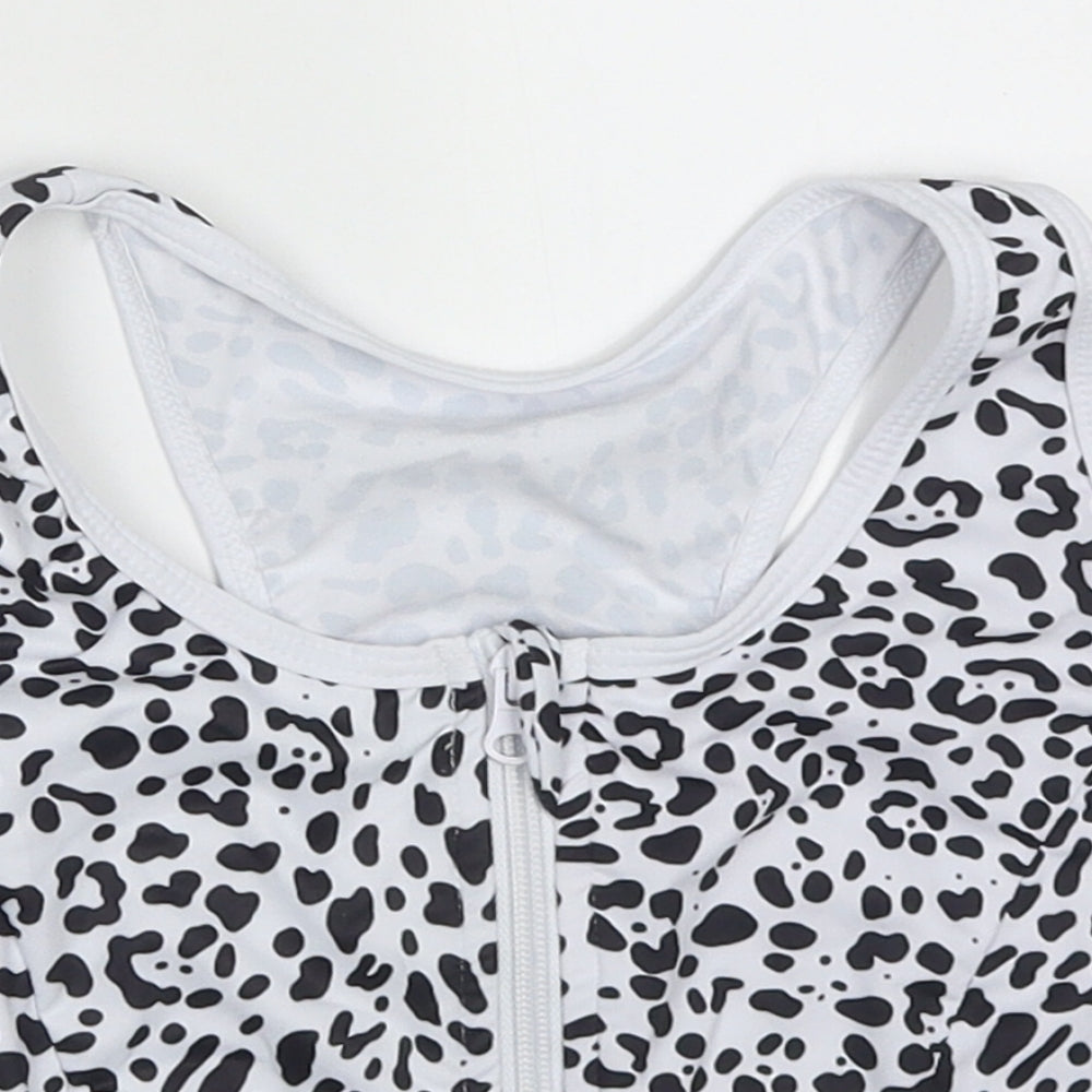 SheIn Womens White Animal Print Polyester Cropped Tank Size 12 Round Neck Zip - Black and White