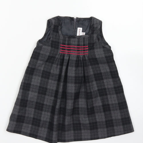 Neck & Neck Girls Black Plaid Polyester A-Line  Size 18 Months  Round Neck Zip