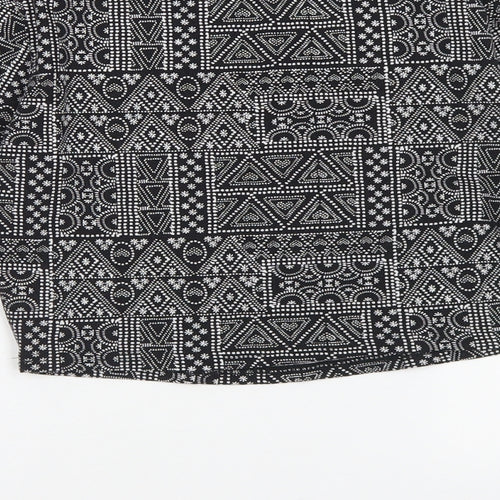 915 Generation Girls Black Geometric Cotton Cropped T-Shirt Size 14-15 Years Crew Neck