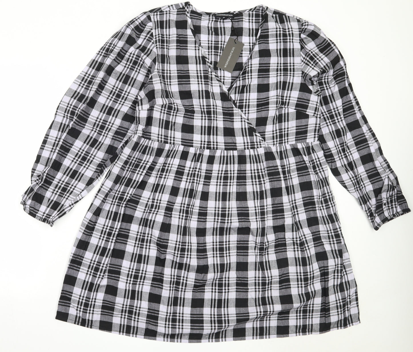 Wednesday's Girl Womens Black Check Cotton Fit & Flare  Size L  V-Neck