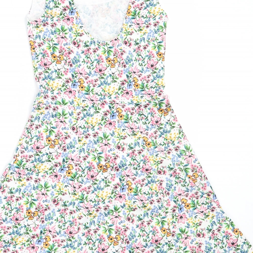 H&M Womens White Floral Polyester Fit & Flare  Size 6  Round Neck