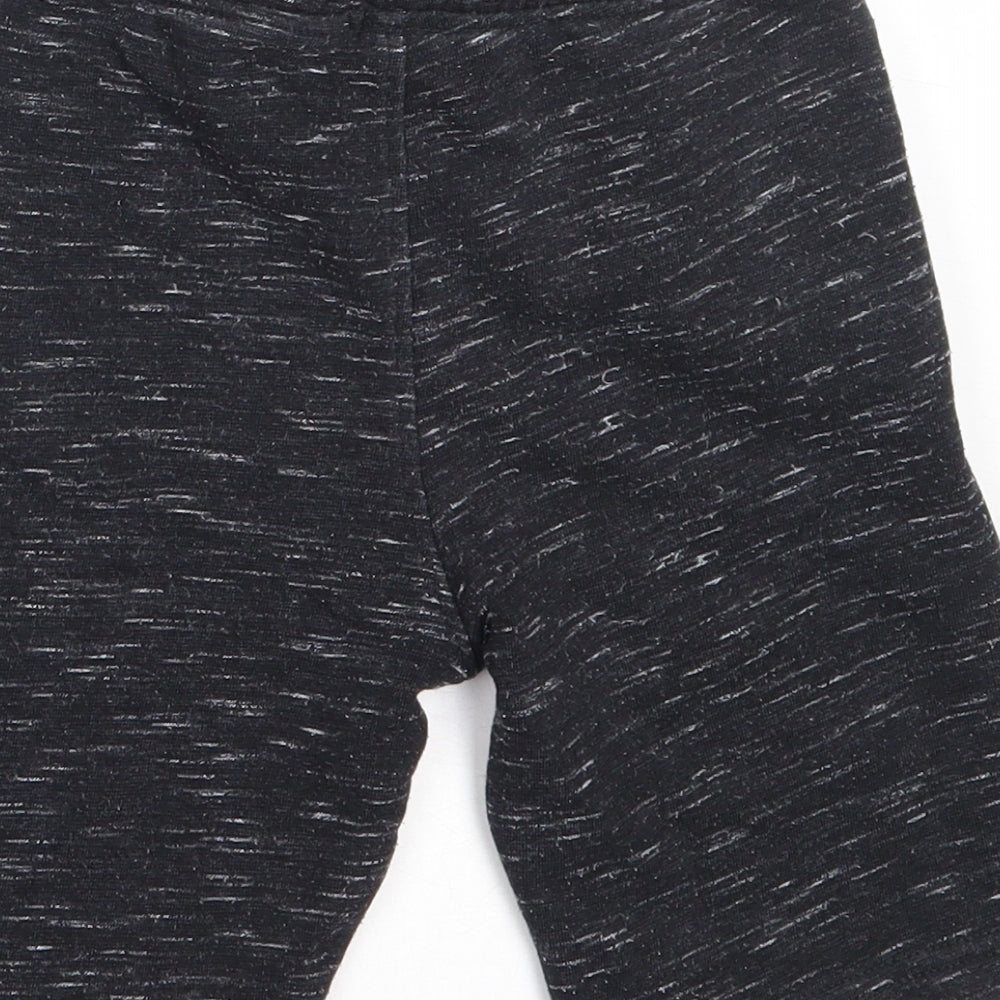 TU Boys Black  Cotton Sweat Shorts Size 5 Years  Regular