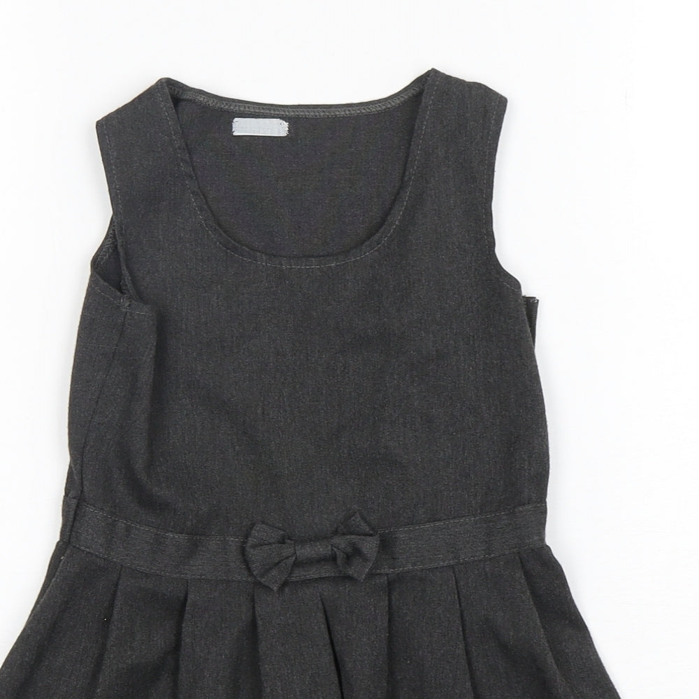 George Girls Grey  Polyester Pinafore/Dungaree Dress  Size 3-4 Years  Round Neck