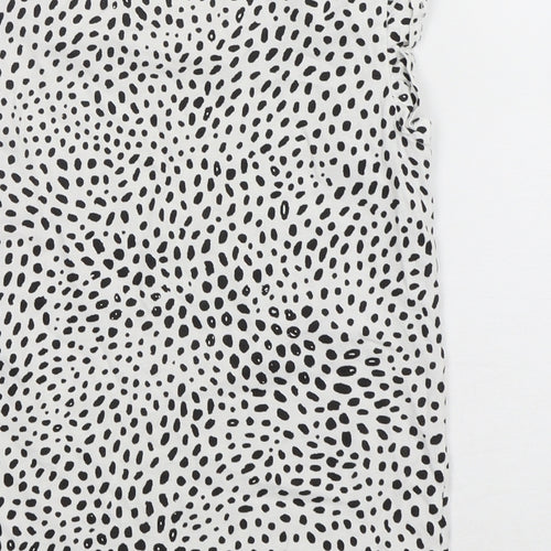 TU Girls Multicoloured Animal Print Cotton Basic T-Shirt Size 10 Years Round Neck