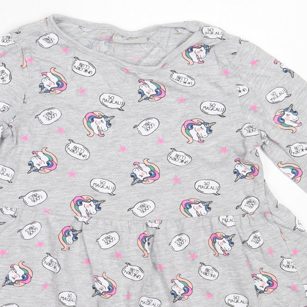 Matalan Girls Grey  Cotton Basic T-Shirt Size 9 Years Round Neck