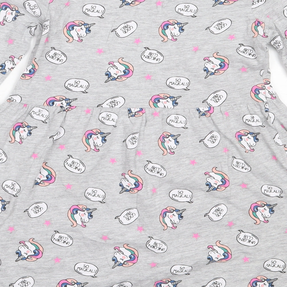 Matalan Girls Grey  Cotton Basic T-Shirt Size 9 Years Round Neck