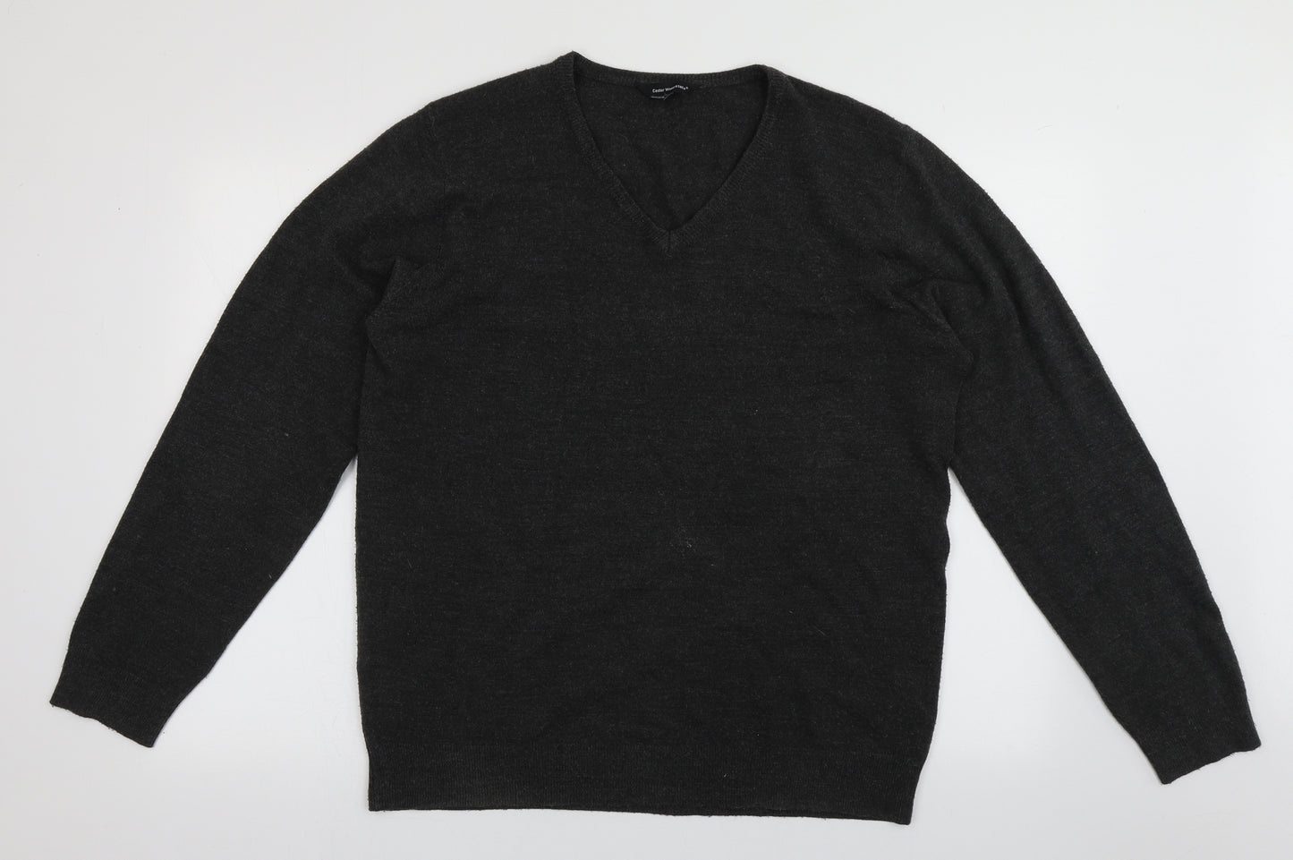 Cedar Wood State Mens Grey V-Neck  Acrylic Pullover Jumper Size L
