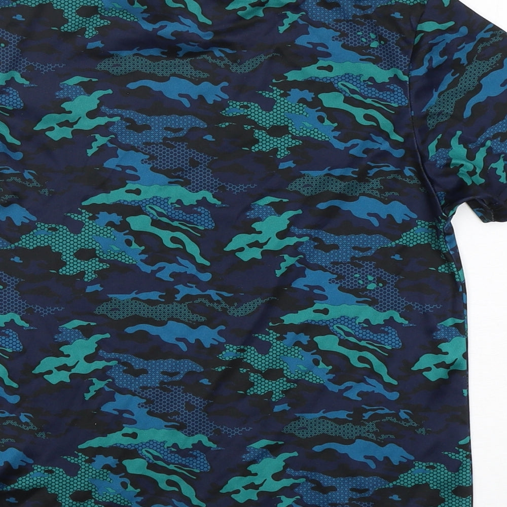 McKenzie Boys Multicoloured Camouflage  Basic T-Shirt Size 11 Years Round Neck