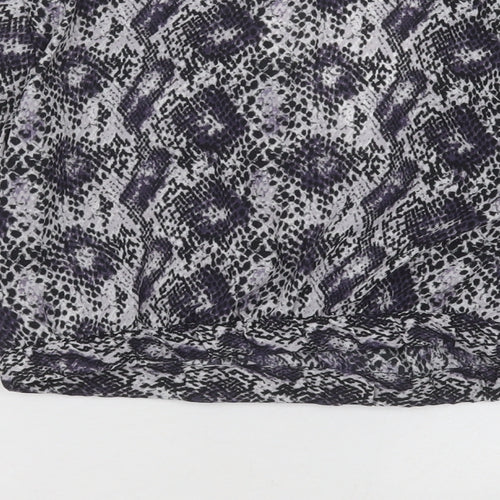 H&M Womens Purple Animal Print Polyester Cropped Blouse Size 8 V-Neck