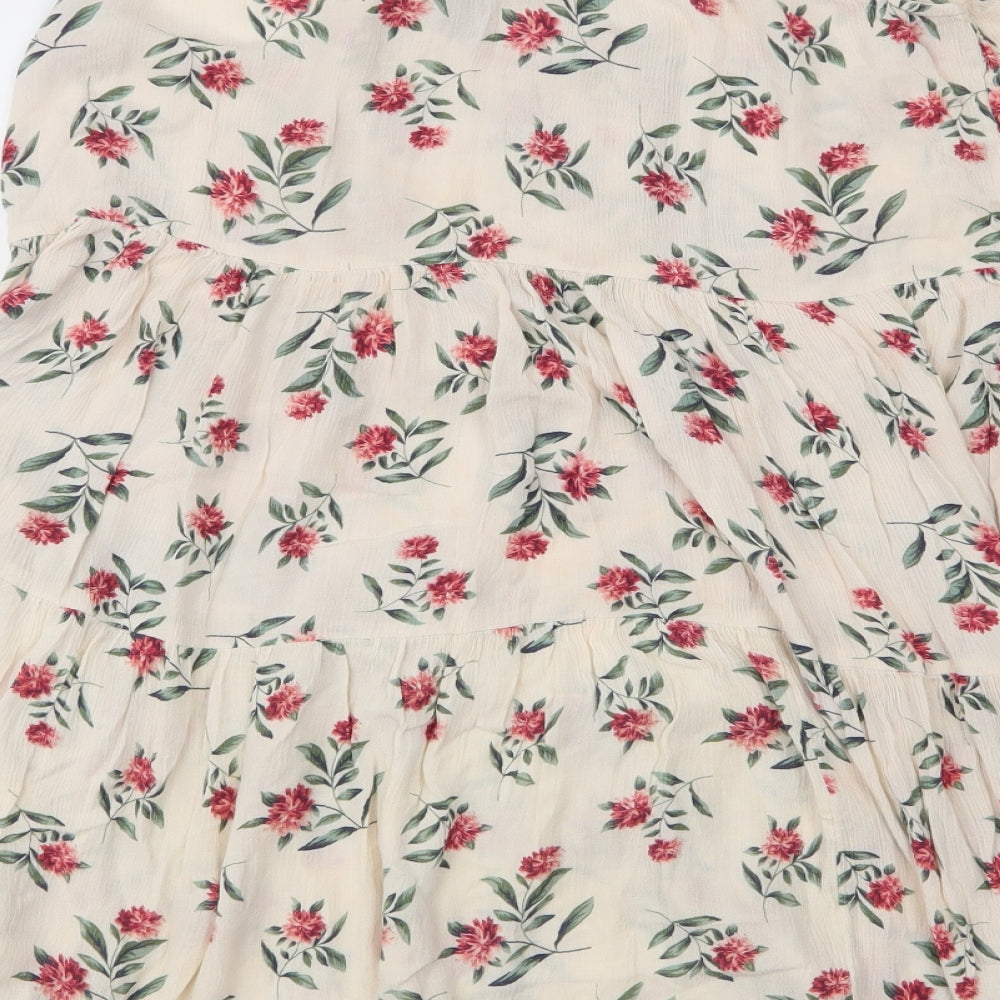 New Look Womens White Floral Viscose   Size 16  Round Neck Button