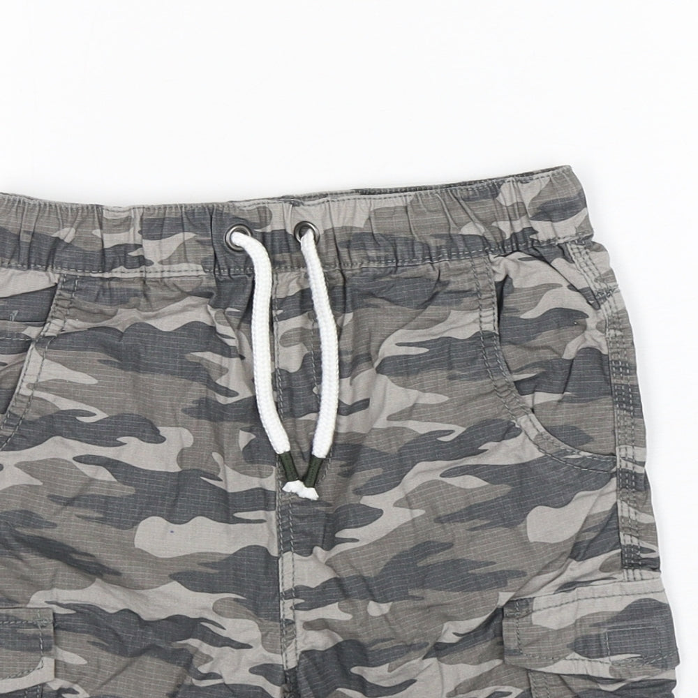 TU Boys Grey Camouflage Cotton Cargo Shorts Size 8 Years  Regular