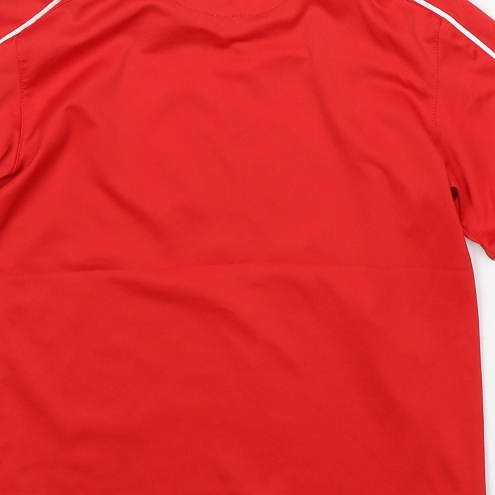 Warrior  Boys Red  Polyester Basic T-Shirt Size 6-7 Years Round Neck  - Liverpool FC
