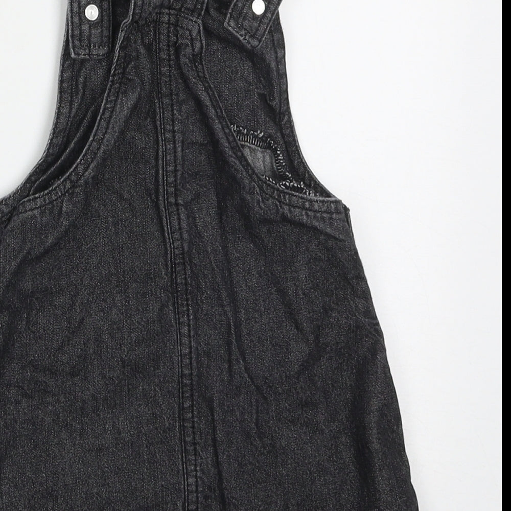 Dunnes Stores Girls Black  Cotton Pinafore/Dungaree Dress  Size 12-18 Months  Square Neck Button - panda
