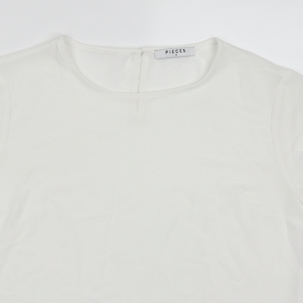 Pieces Womens White  Polyester Basic T-Shirt Size M Crew Neck